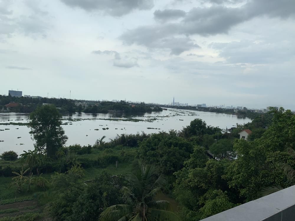 BÁN NHÀ 5 LẦU -
