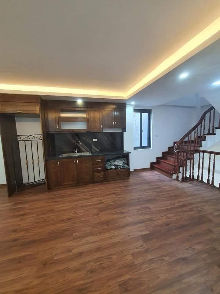 SIÊU PHẨM NGUYỄN HOÀNG MỸ ĐÌNH - MẶT NGÕ Ô TÔ 7 CHỖ VÀO NHÀ - KINH DOANH - NHÀ MỚI.