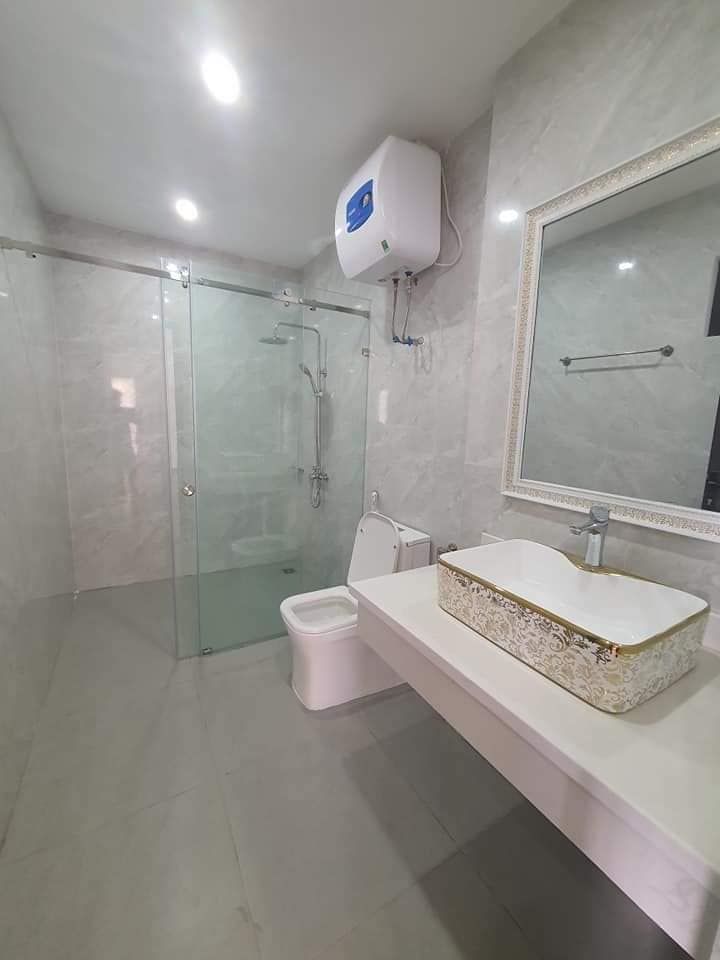 SIÊU PHẨM NGUYỄN HOÀNG MỸ ĐÌNH - MẶT NGÕ Ô TÔ 7 CHỖ VÀO NHÀ - KINH DOANH - NHÀ MỚI.