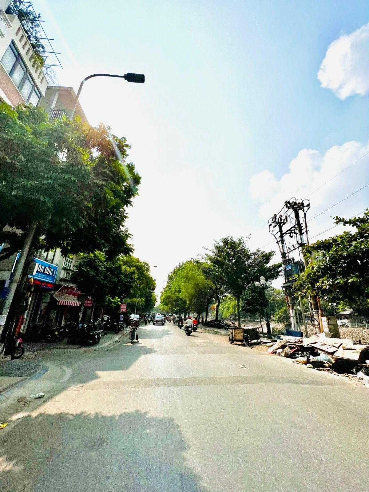 MẶT PHỐ, Ô TÔ 2 CHIỀU DỪNG ĐỖ - VỈA HÈ MÊNH MÔNG - KINH DOANH ĐỈNH - Ô CHỜ THANG MÁY.