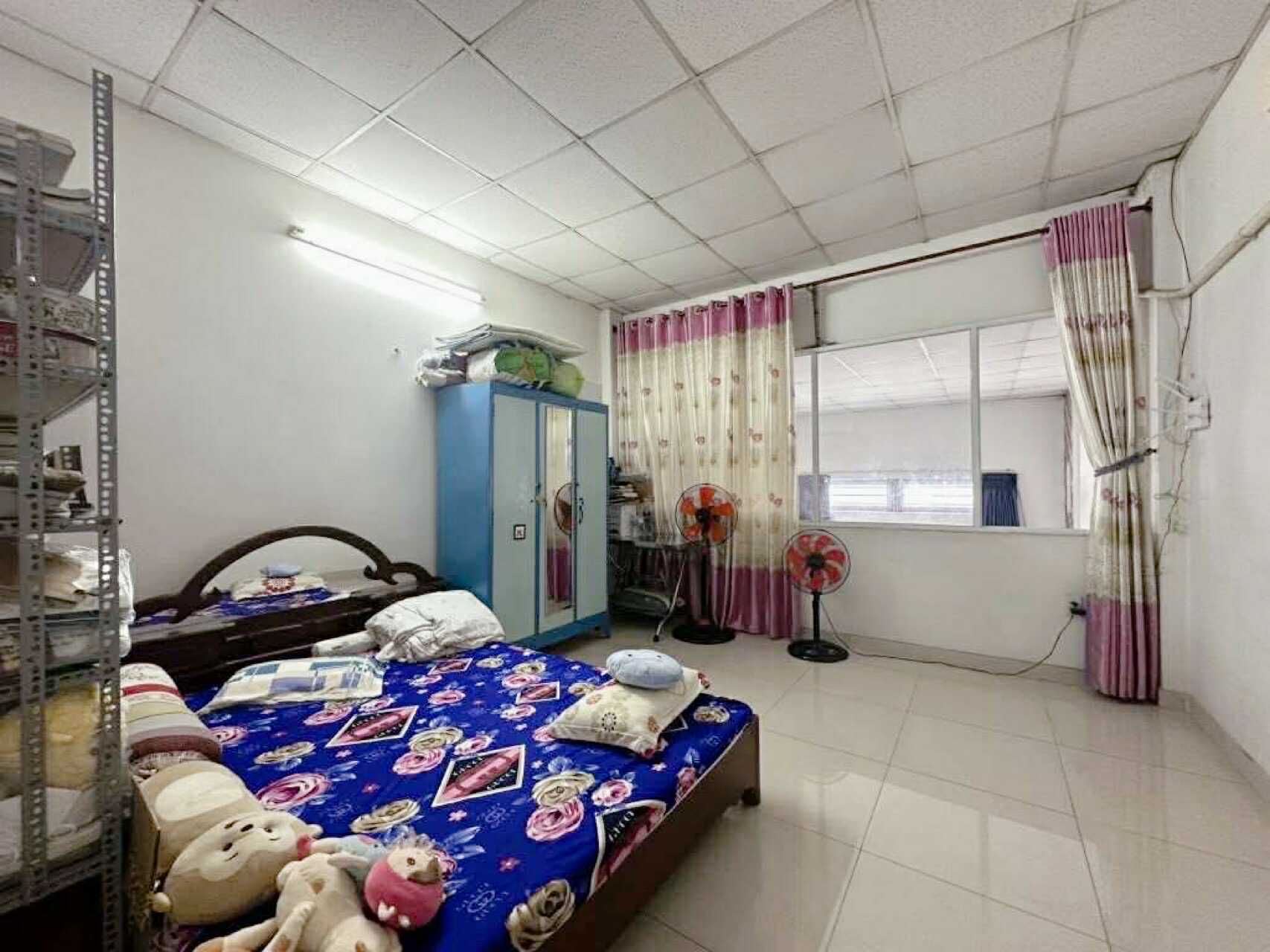 Nhà cấp 4 có lửng 71m2 (4x18) hẻm 134 Dương Thị Mười , gần Bệnh Viện Q12 , 4 tỷ nhỉnh 0932030061