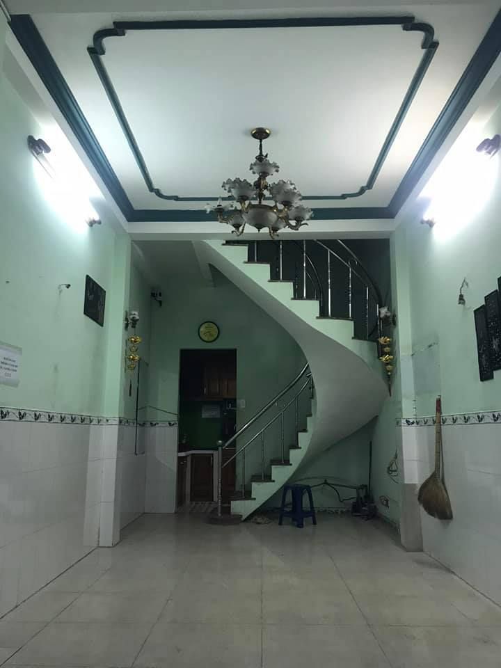 Nhà q10 tô hiến thành cho thuê 3,2x7 trệt 3 lầu. 4pn ,3 tolet.