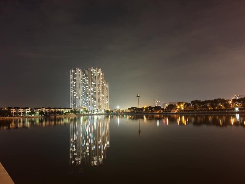 Chuyển nhượng căn 3pn,2vs Tòa G1 Vinhomes green bay 92m, ban công đông nam