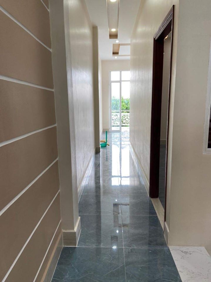 Bán nhà đẹp, mới 100%, nội thất sang trọng. đường 11 Tây Đại Học, Long Xuyên