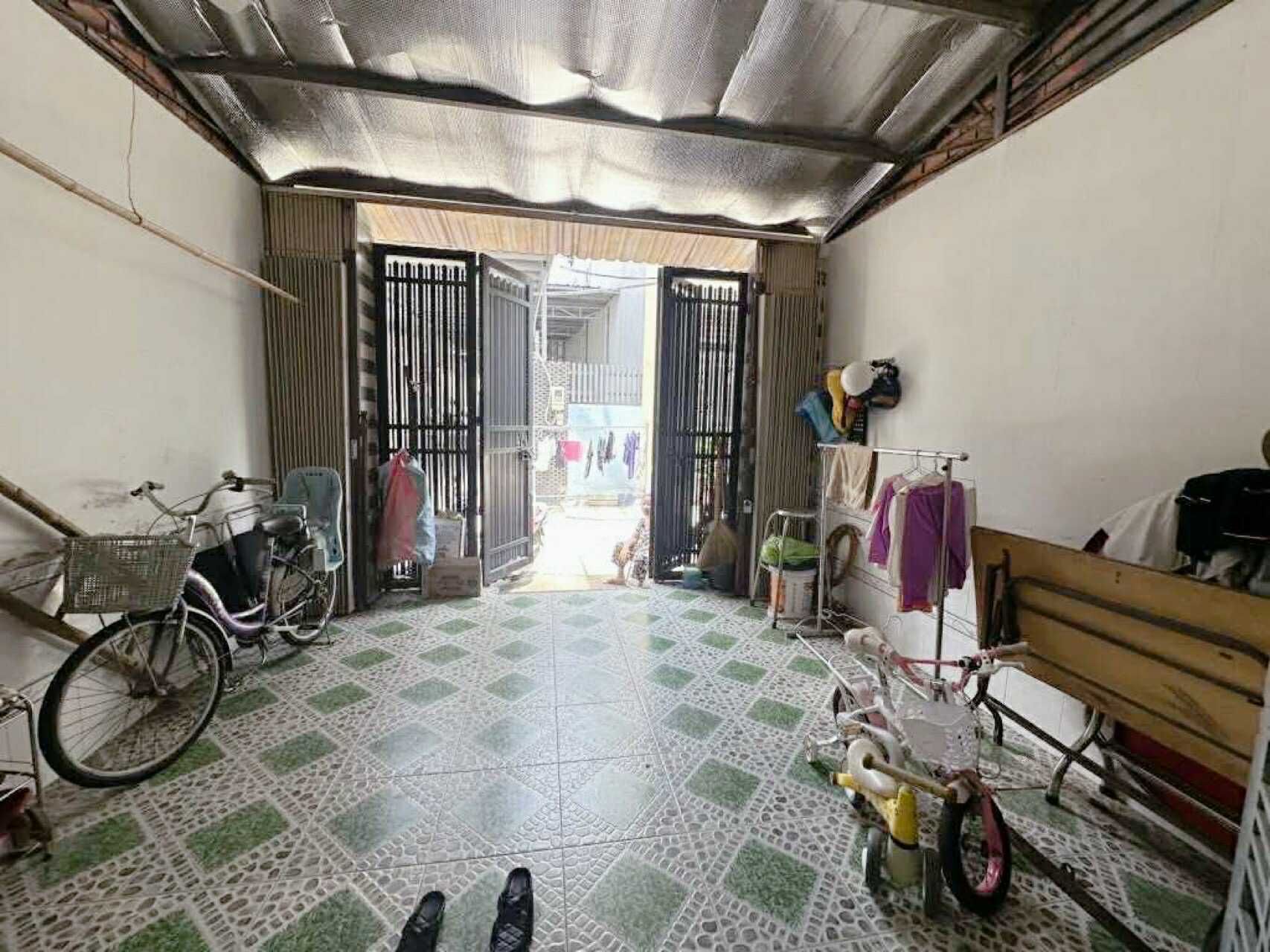 Nhà cấp 4 có lửng 71m2 (4x18) hẻm 134 Dương Thị Mười , gần Bệnh Viện Q12 , 4 tỷ nhỉnh 0932030061