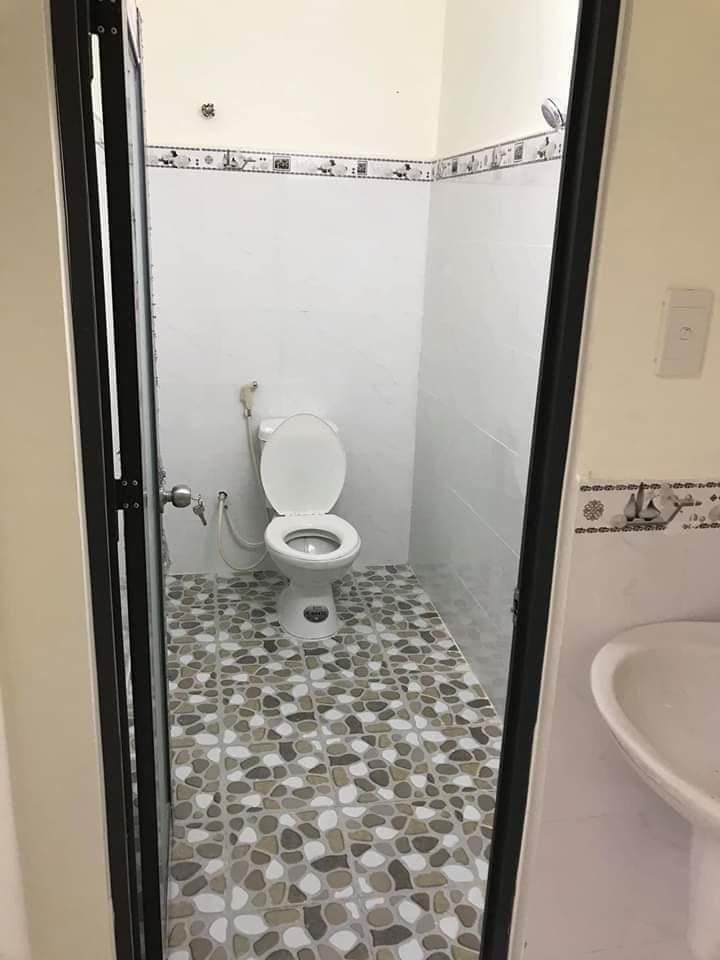 Gần chợ Bình Chánh cách chợ 2km 930 triệu 4×16 1 trệt 1 lầu , 2 phòng ngủ và 2 WC