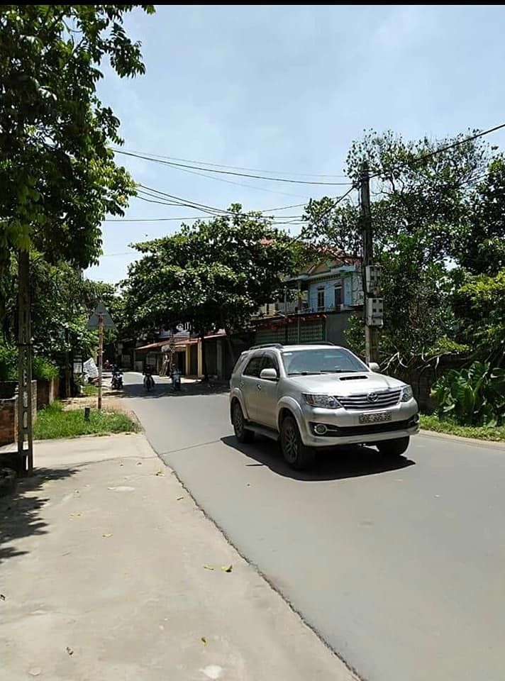 Em đang cần bán 363m đất tại thôn Thắng Trí- Minh Trí- Sóc Sơn giá 3,6 tr
