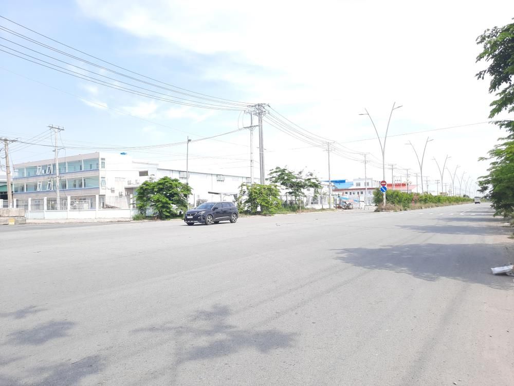 BÁN XƯỞNG 10.000M2 TRONG KHU CÔNG NGHIỆP TÂN ĐÔ, XÃ ĐỨC HÒA HẠ, ĐỨC HÒA, LONG AN