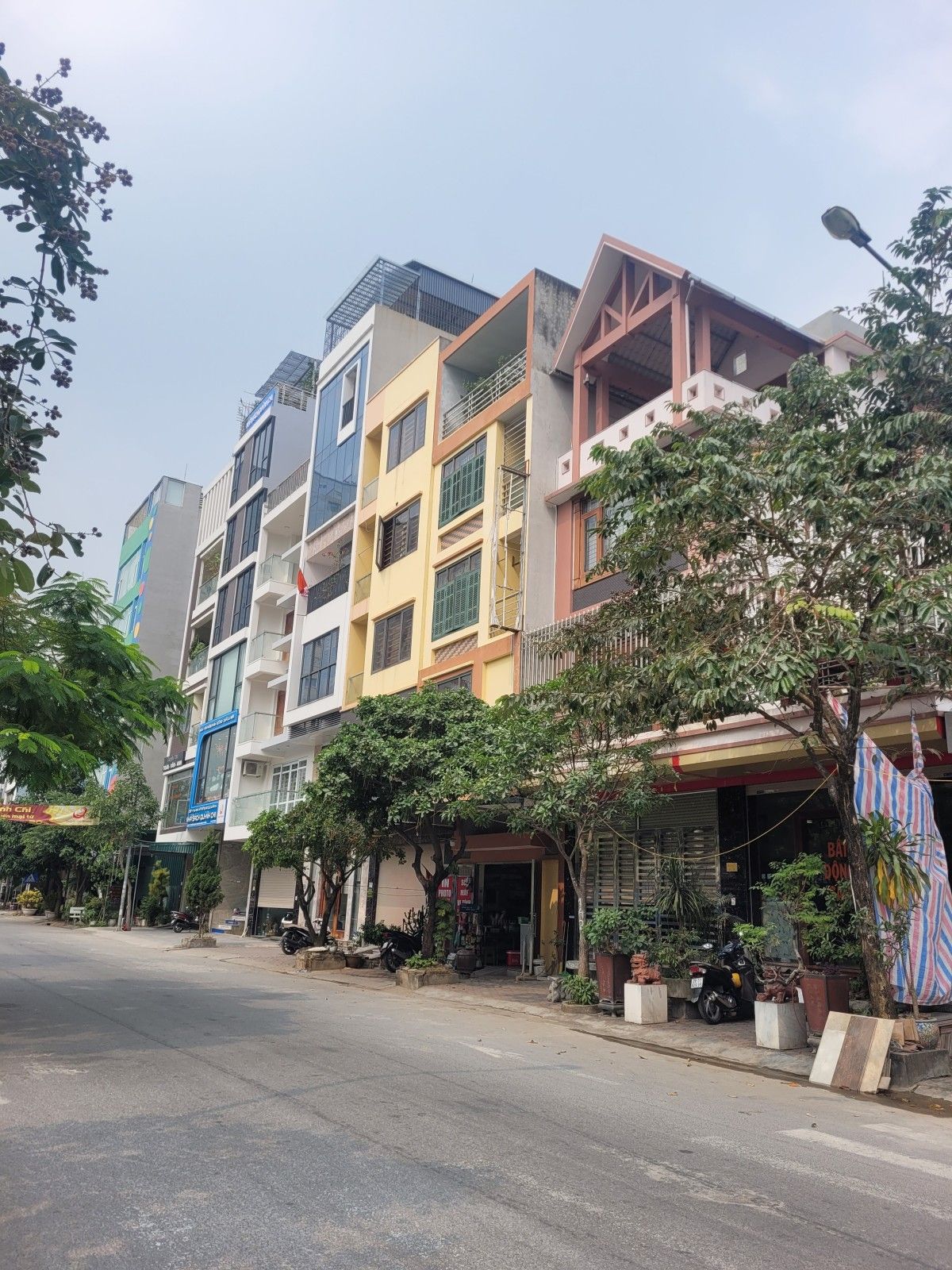 PHÂN LÔ Khu Đấu giá Kiến Hưng- Ô TÔ TẢI TRÁNH -VỈA HÈ - KINH DOANH