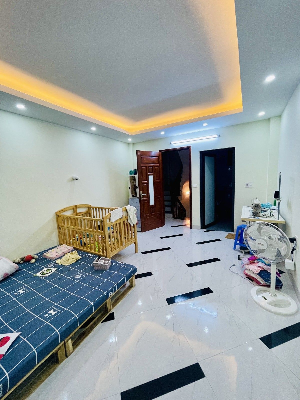 bán nhà Ngõ 88 La Nội KINH DOANH, Ô TÔ TRÁNH, MẶT 4M NỞ HẬU NHẸ.