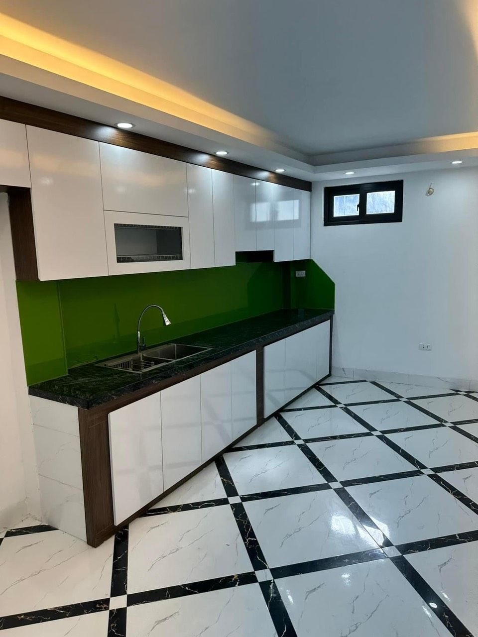 Giá nhỉnh 2 tỷ có ngay nhà đẹp Di trạch nhà gần Nhổn ĐH Công Nghiệp
