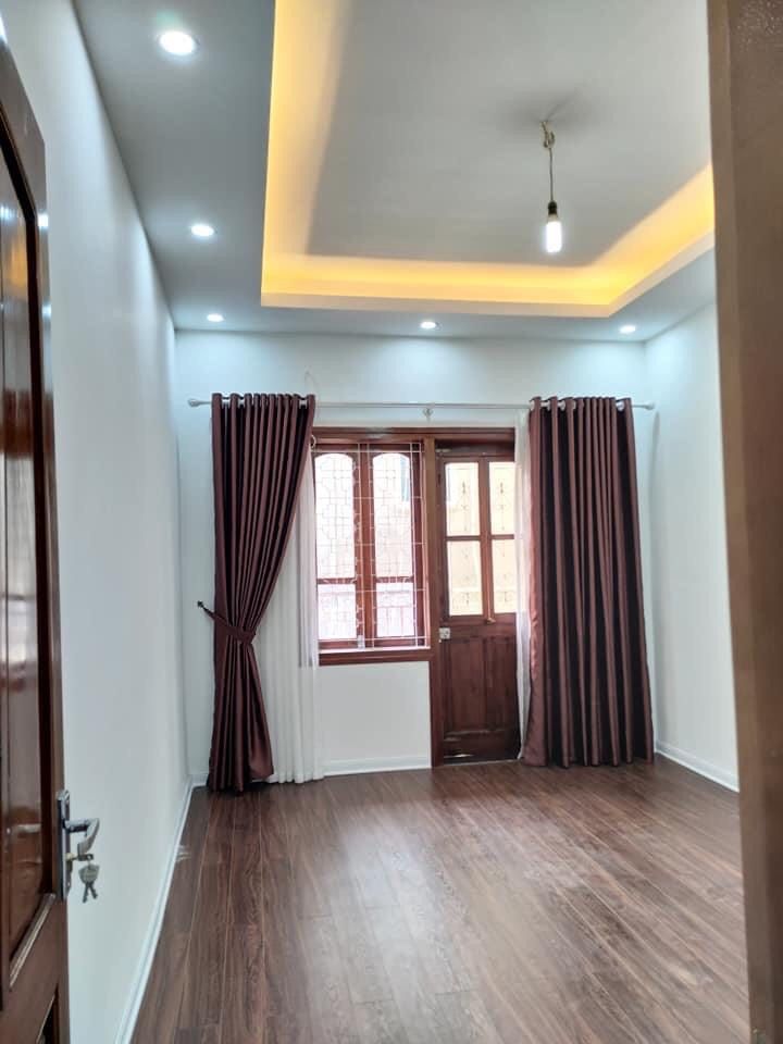 Bán nhà chính chủ Quang Trung,Hà đông,kinh doanh, ôtô đỗ 10m, gần ô tô tránh