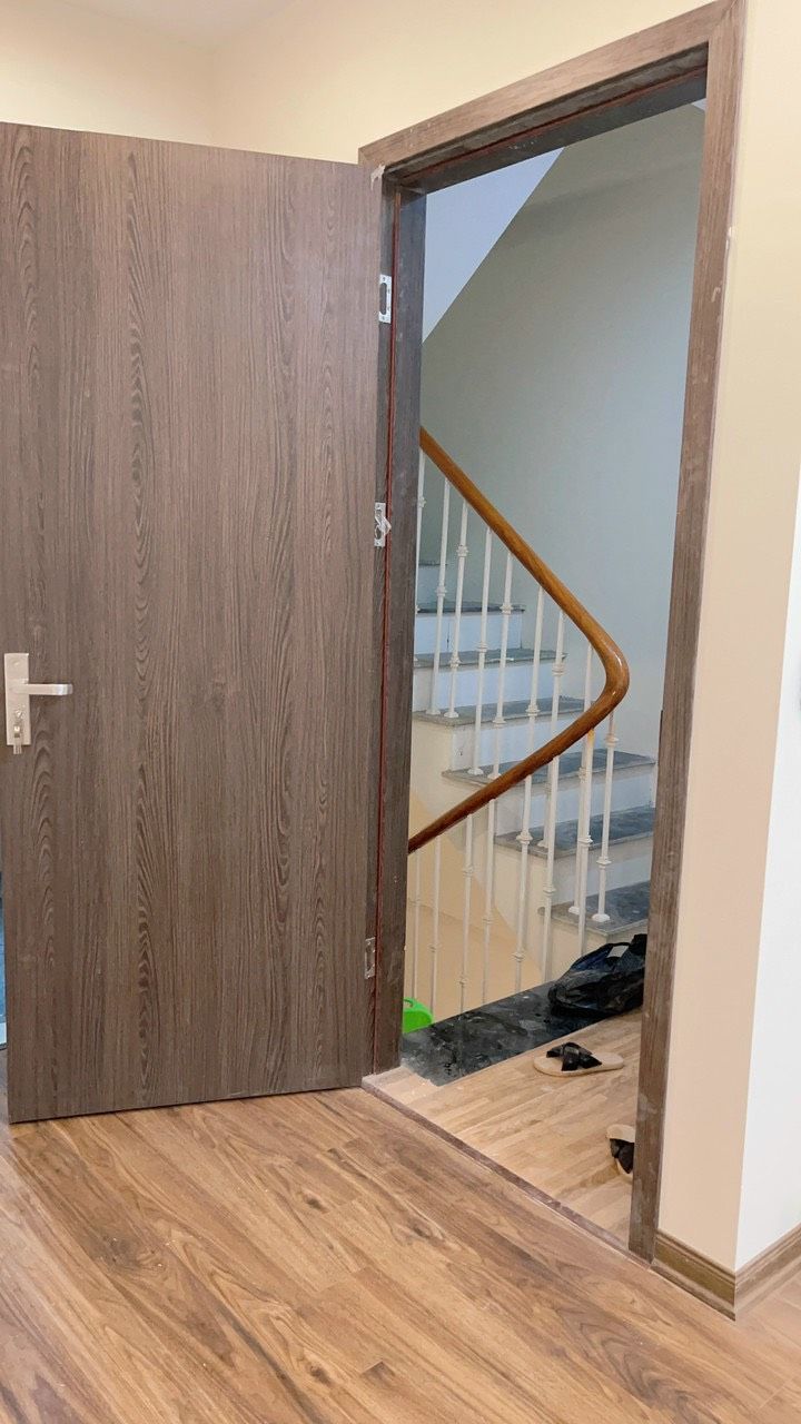 Cần bán gấp lô góc 2 mặt thoáng tại Di Trạch Hoài Đức dt:30m Giá 2ty550