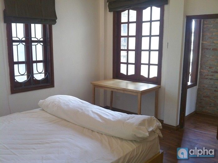Căn hộ một buồng ngủ giá rẻ cho thuê phố Thụy Khuê
