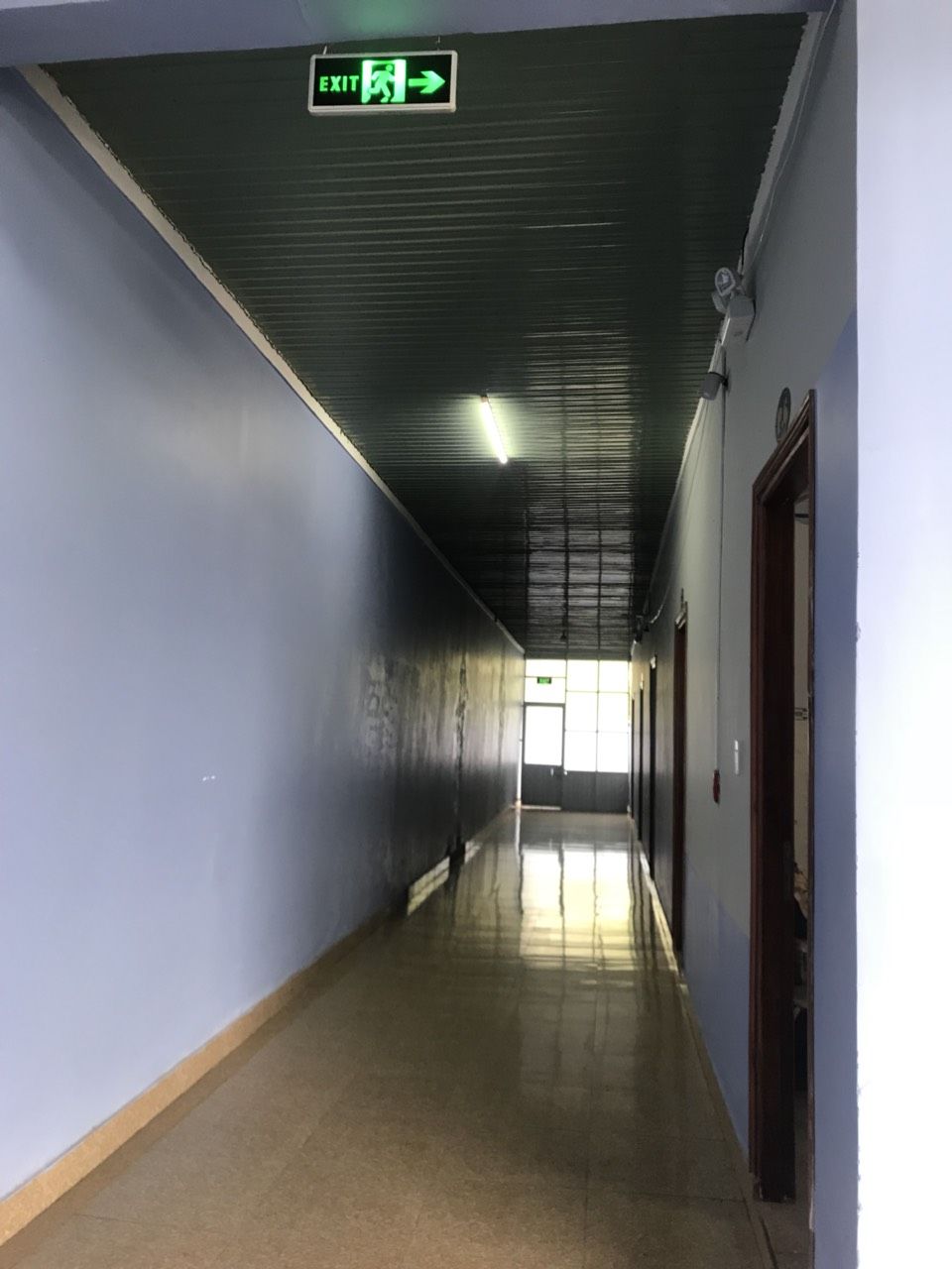cần tiền bán gấp nhà nghỉ đc.114.ấp phố núi đất.xã đình thành.huyện đầu tiến .tỉnh bình dương