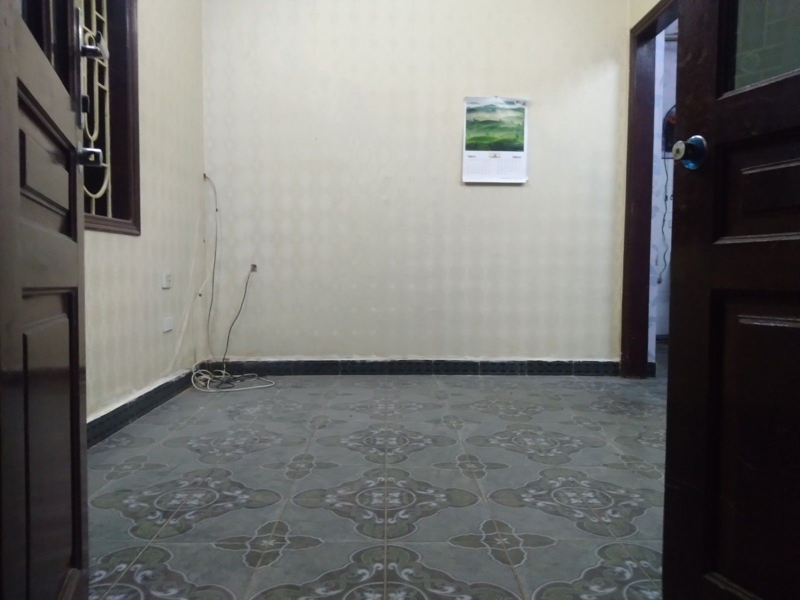 TRUNG TÂM HÀ ĐÔNG - KHU PHÂN LÔ QUÂN ĐỘI - LÔ GÓC - NGÕ RỘNG - Ô TÔ 4 BÁNH ĐỖ CỬA