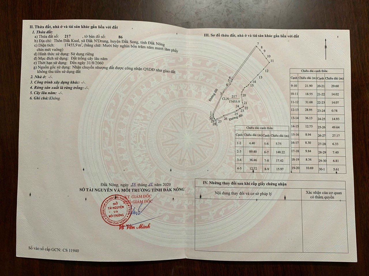 Bán 3 hécta đất có hơn 500m mặt tiền đường và hơn 150m MT hồ, đất sát chợ và trường học cấp 1,2,3