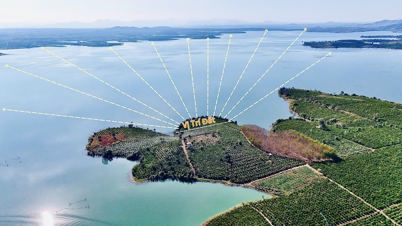 Bán đất view hồ có 3 mặt tiền, đường lớn xe hơi vào tận nơi, cách chợ, trường học cấp 1,2,3 chỉ 5p