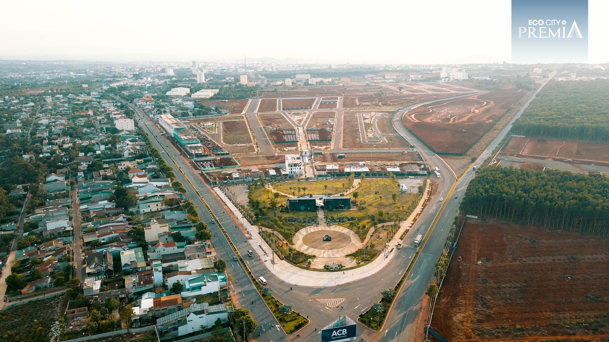 Mua nhà phố Eco City Premia, trúng ngay Mercedes GLC 300, CK lên đến 1 tỉ đồng