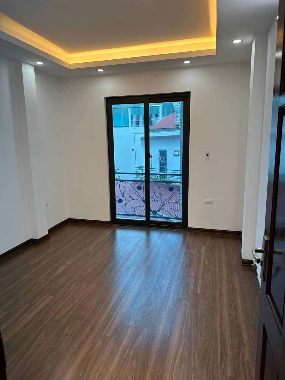 Giá nhỉnh 2 tỷ có ngay nhà đẹp Di trạch nhà gần Nhổn ĐH Công Nghiệp