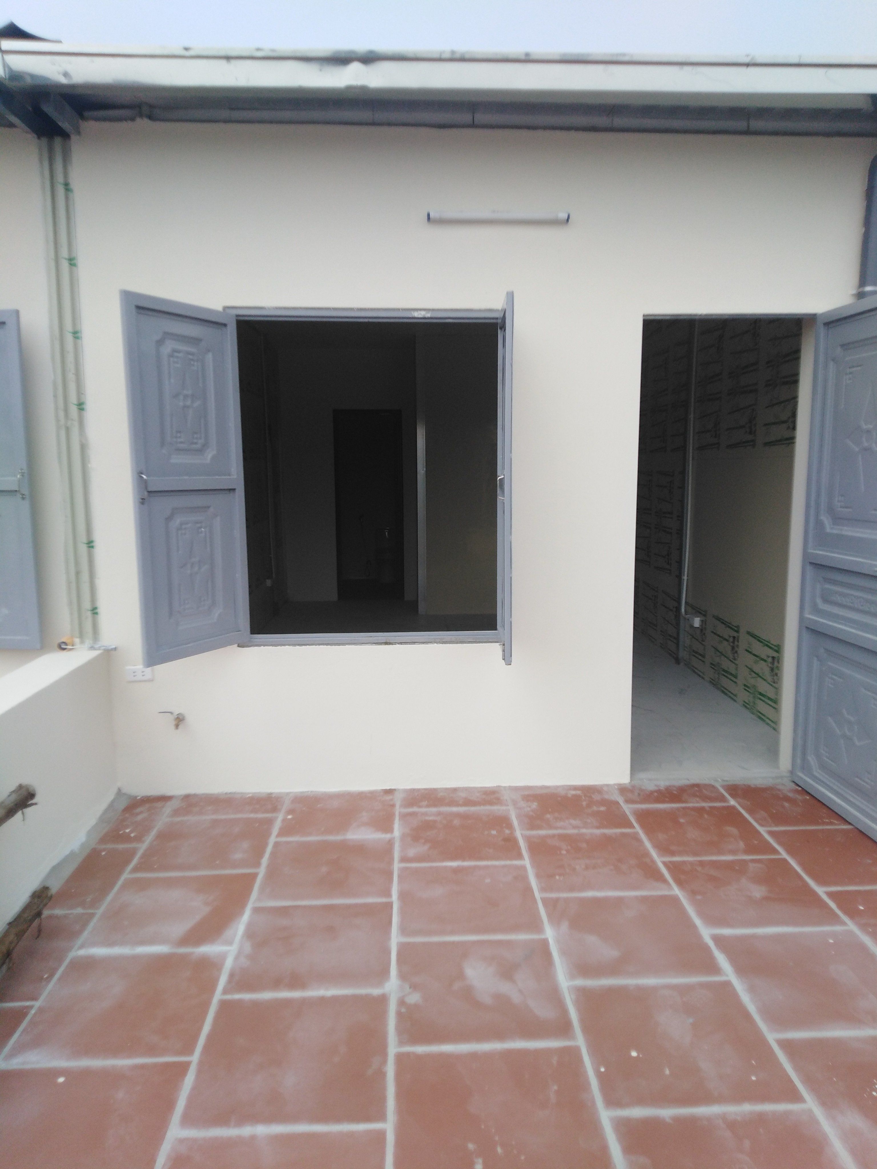 Bán nhà Mặt phố Đường 422B 52m2, 3 tầng, oto dừng đỗ ngày đêm nhỉnh 5.6 tỷ
