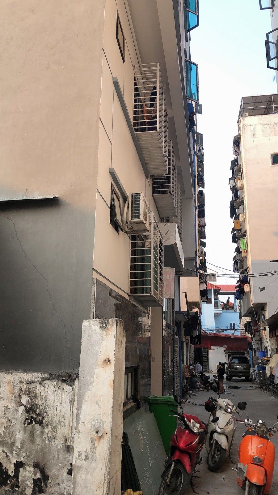 MẢNH ĐẤT ĐẸP, CỬA NHÀ Ô TÔ TRÁNH, CẠNH SÁT ĐẠI HỌC CÔNG NGHIỆP HÀ NỘI, GIÁ 50 TRIỆU/m2