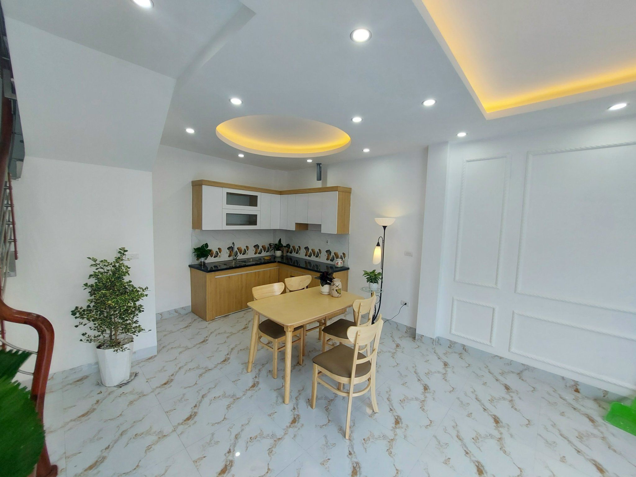 chủ mót bán giảm chào 100 triệu từ 2.98 tỷ còn 2.89 tỷ NHÀ MỚI 3PN - Ô TÔ ĐỖ CỬA Yên Vĩnh