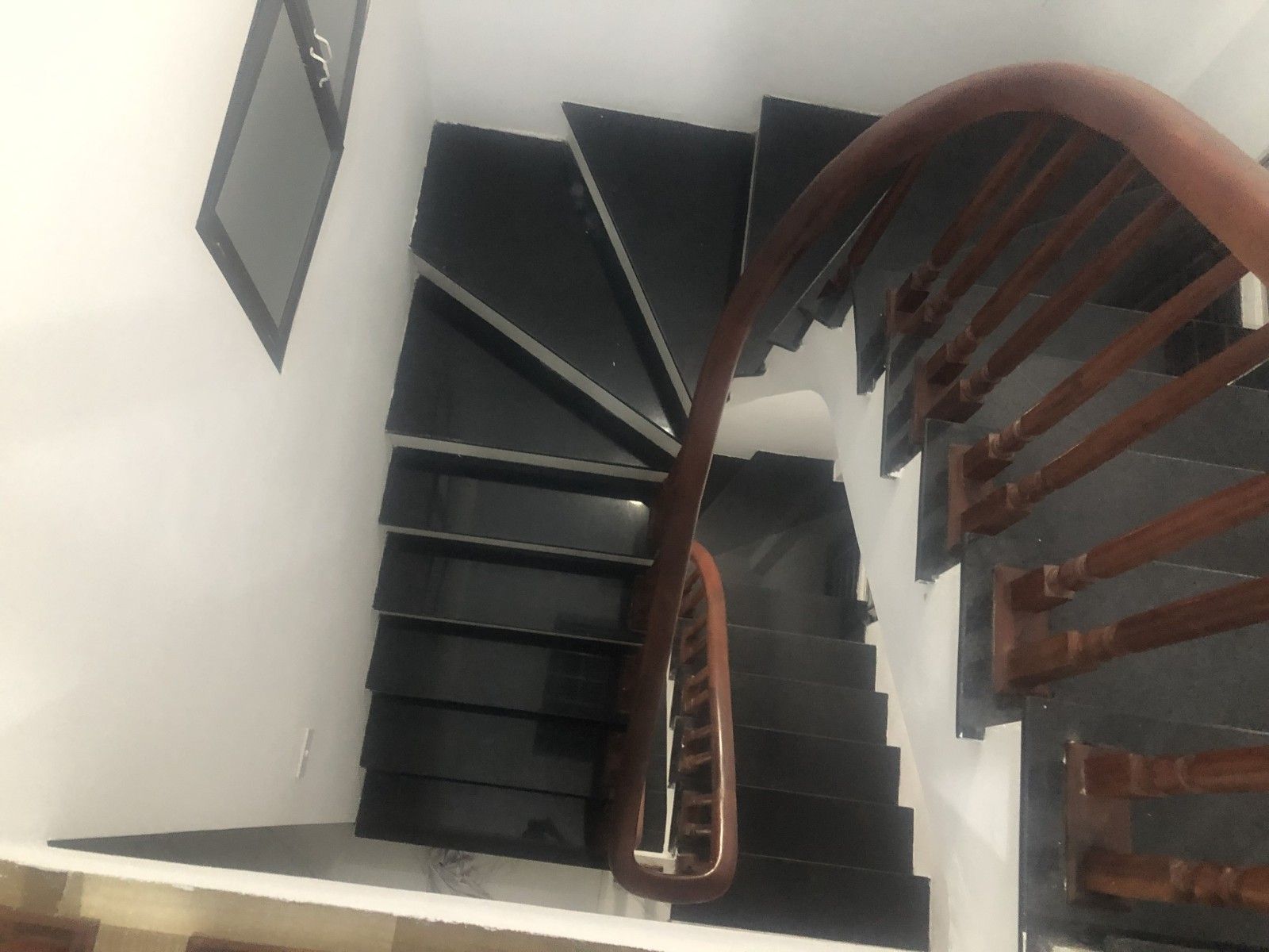Ô TÔ ĐỖ CỬA- NGÕ THÔNG- 5M Ô TÔ TRÁNH ĐỖ NGÀY ĐÊM- 5 TẦNG MỚI- 2 THOÁNG