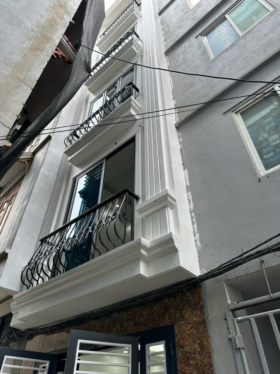 Giá nhỉnh 3 tỷ Có ngay nhà đẹp Lai Xá, Hoài Đức, ngõ thông, cách QL 32 vài bước chân.