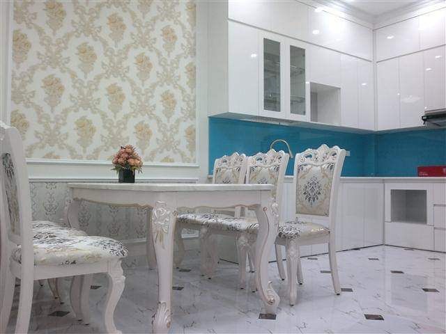 BÁN NHÀ LIỀN KỀ KHU ĐÔ THỊ XA LA, NGAY MẶT CHỢ, KINH DOANH CỰC TỐT, ĐÔNG NAM
