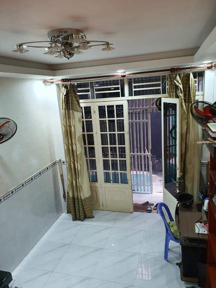Cho thuê nhà nguyên căn hẻm đường 37 tân kiểng quận 7 -- Dt 3,2×9 trệt lầu 2pn 2wc nhà đep