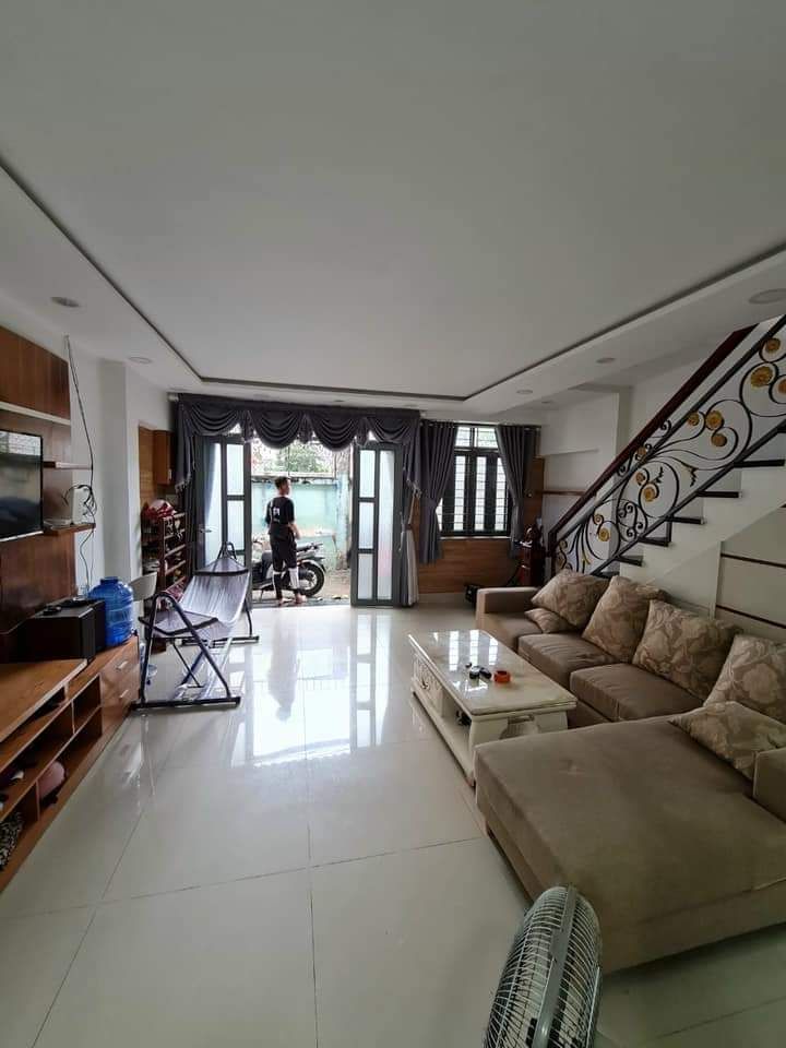 Cho thuê nhà hẻm 60/... Đường Lâm Văn Bền, p. Tân Kiểng, Quận 7 Diện tích: 5 x 12m, trệt, lầu