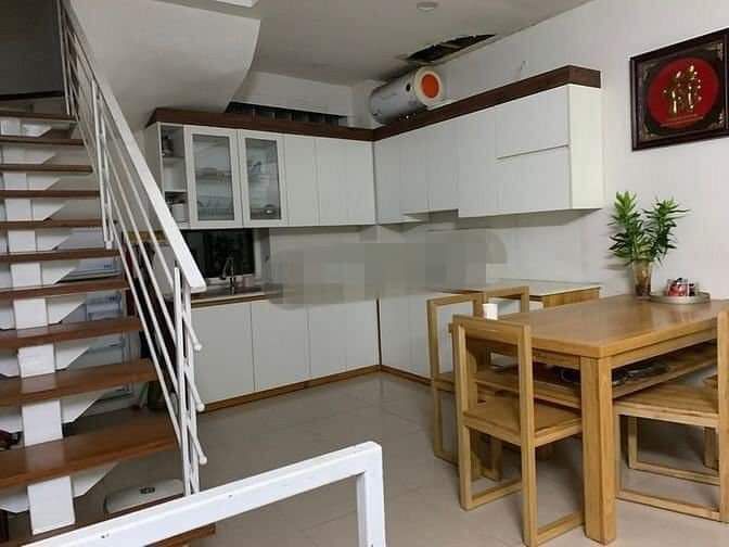 Cho thuê nhà ngõ 373 đường An Dương Vương rộng 33m2 x 5 tầng, 3nhà vệ sinh, 3điều hòa, 3bình nl