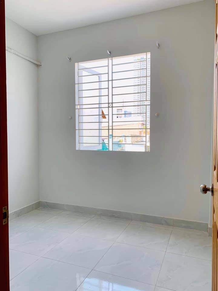 Nhà mặt tiền hẻm 851 Huỳnh Tấn Phát, P.Phú Thuận Quận 7. DT: 5x9m. Nhà 1 trệt 1 lầu 2PN,2WC.