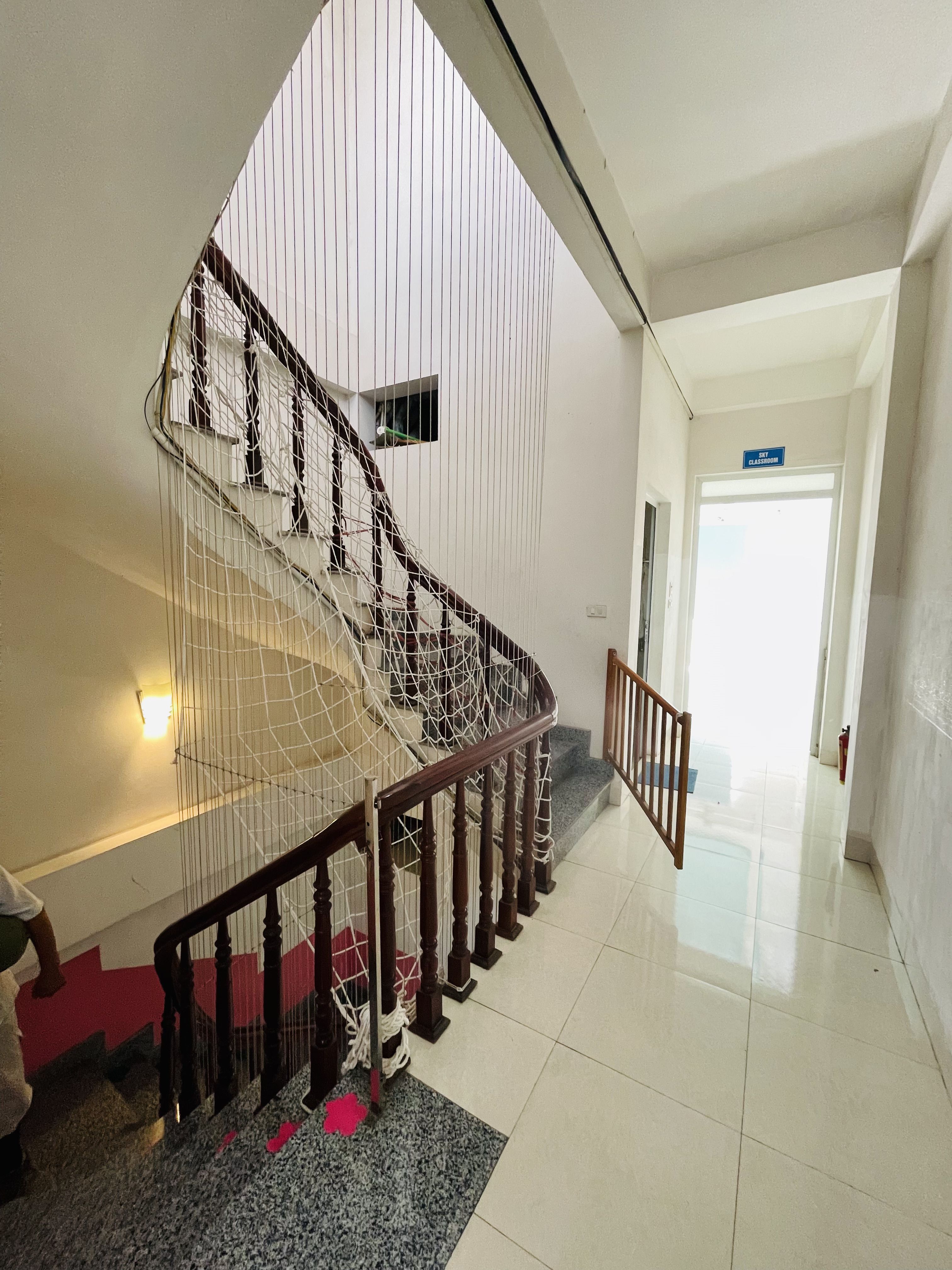 Cho thuê nhà mặt phố quận Tây Hồ 68m2 4 tầng giá chỉ 22tr/th