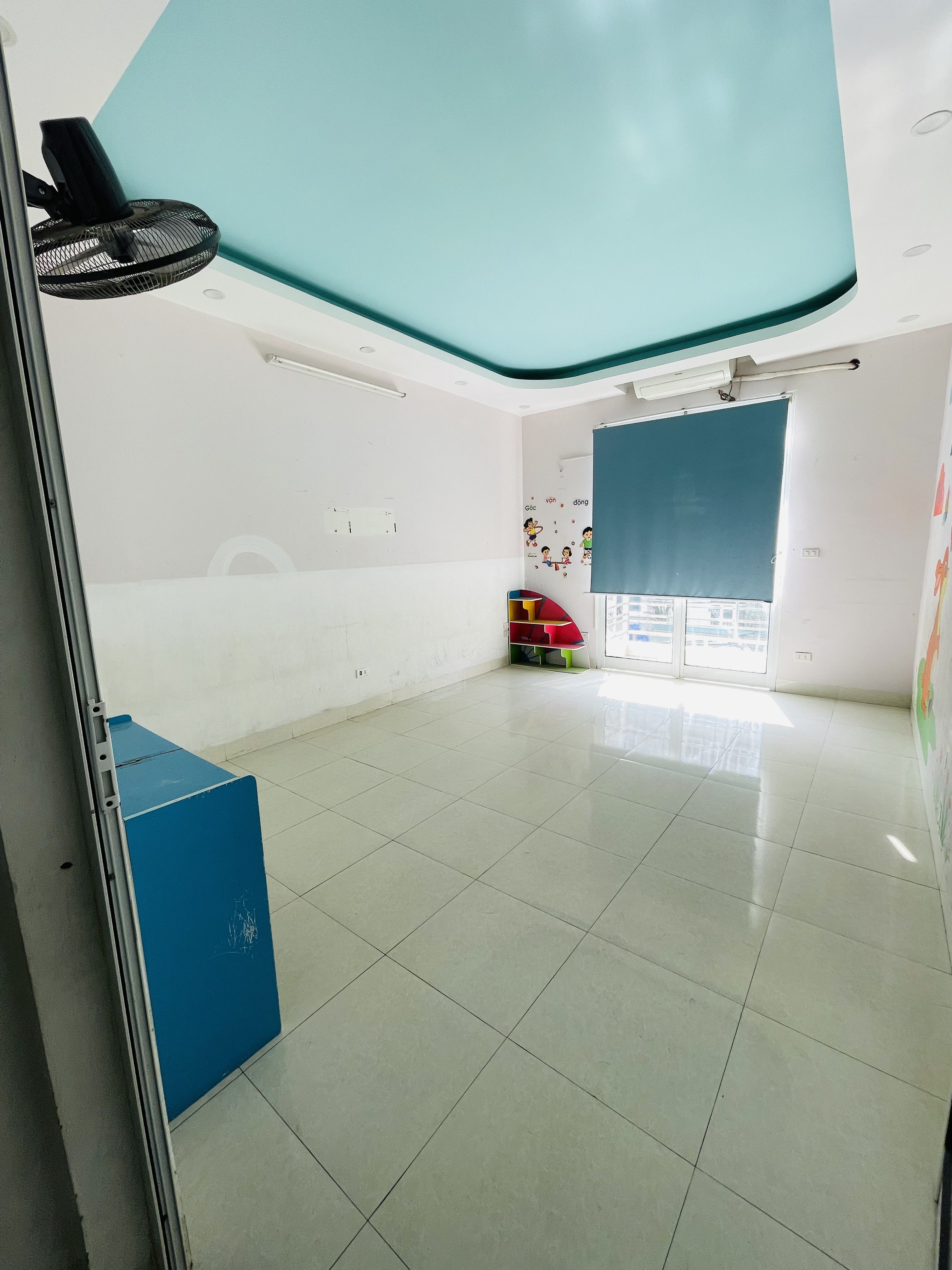Cho thuê nhà mặt phố quận Tây Hồ 68m2 4 tầng giá chỉ 22tr/th