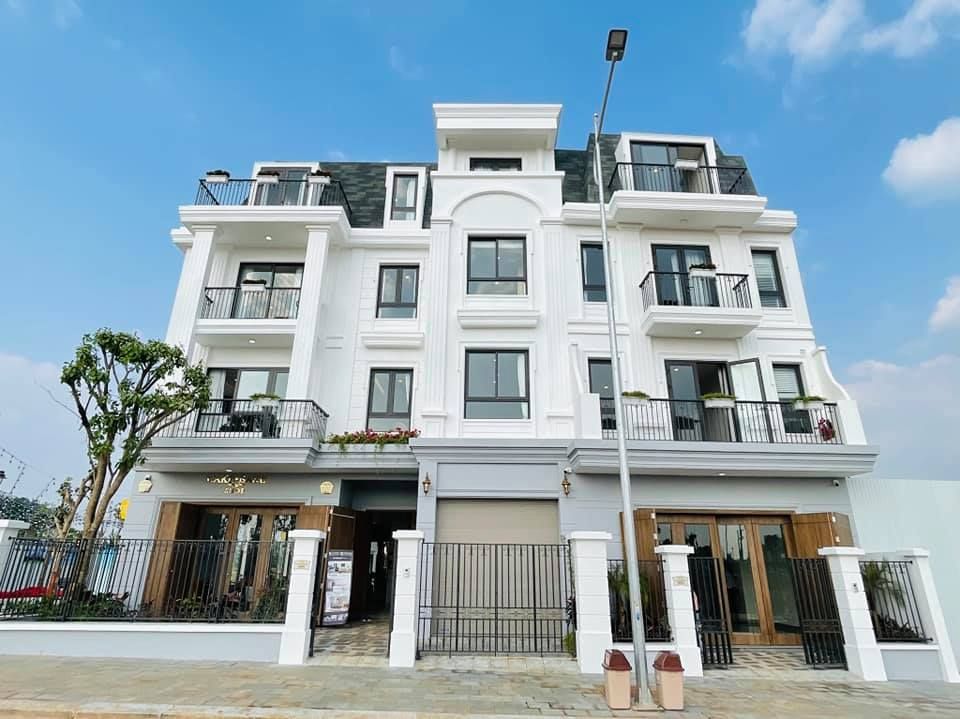 Mua nhà phố Eco City Premia, trúng ngay Mercedes GLC 300, CK lên đến 1 tỉ đồng
