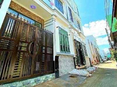 BÁN 02 CĂN NHÀ TRỆT 2 LẦU MỚI 100%. HẺM 11 NGUYỄN VĂN LINH ( NGAY BV ĐA KHOA TRUNG ƯƠNG )