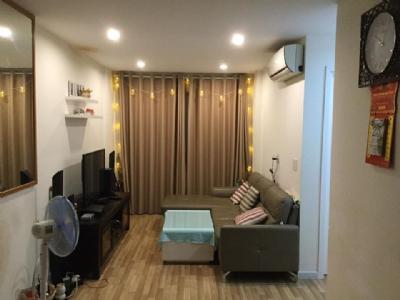 Cần bán căn hộ chính chủ 2 phòng ngủ 73m2, View quận 1, tầng 19, Block B1.