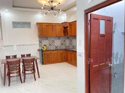 Nhà Hoc Môn, chính chủ, sổ hồng riêng 4x12,5m giá 450 triệu