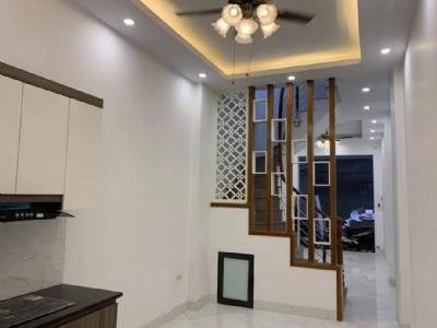 SIÊU RẺ !! Nhà Ngã Tư Sở 40m2*4 tầng nhà mới đẹp về ở ngay giá chào chỉ 3.2 tỷ.