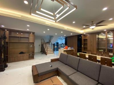 Cần bán căn 2 ngủ 86m Sunshine City giá 3,4 tỷ