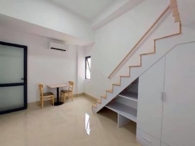 PHÒNG GẦN TRƯỜNG ĐH HUTECH VÀ KHU LANMARK 81
