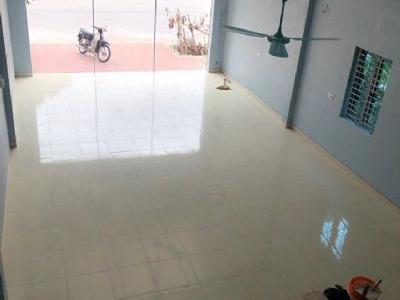 Cho thuê cửa hàng kinh doanh mặt tiền 6x20 nhà vừa xây ngay đường 36 cạnh ủy ban phường Đồng văn