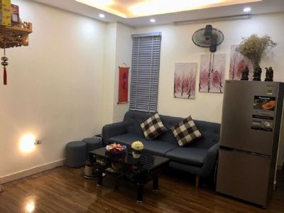 Cần bán gấp chung cư Ba Đình 60m2 gồm 2 ngủ, 1 phòng khách, 1 vệ sinh. Giá thương yêu 1.350 tỷ