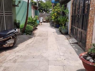Đất sổ hồng chung đất thổ cư 100% xã thới tam thôn Hóc Môn 7 đi 200m hẻm xe hơi