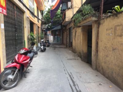 Cho thuê nhà riêng mới xây 4 tầng ngõ phố Hoàng Ngân-Cầu Giấy.