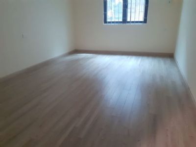 Cho thuê nguyên căn 2 tầng . Chỉ 6 triệu . Ngõ oto to . Cách mặt phố trần vỹ 1 nhà.