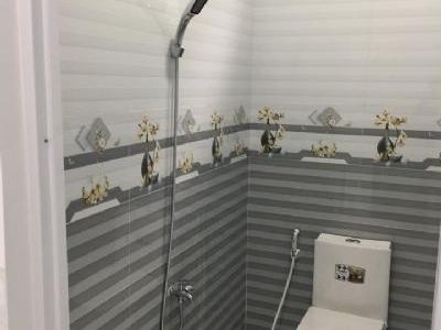 Mình còn 1 phòng trọ cho sinh viên thuê tháng, phòng 1trệt 1 mâm, tổng diện tích 46m2.