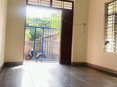 CHÍNH CHỦ bán ngôi nhà ngay phường 2 Tp. Đông Hà. Giá cực rẻ cho vợ chồng trẻ